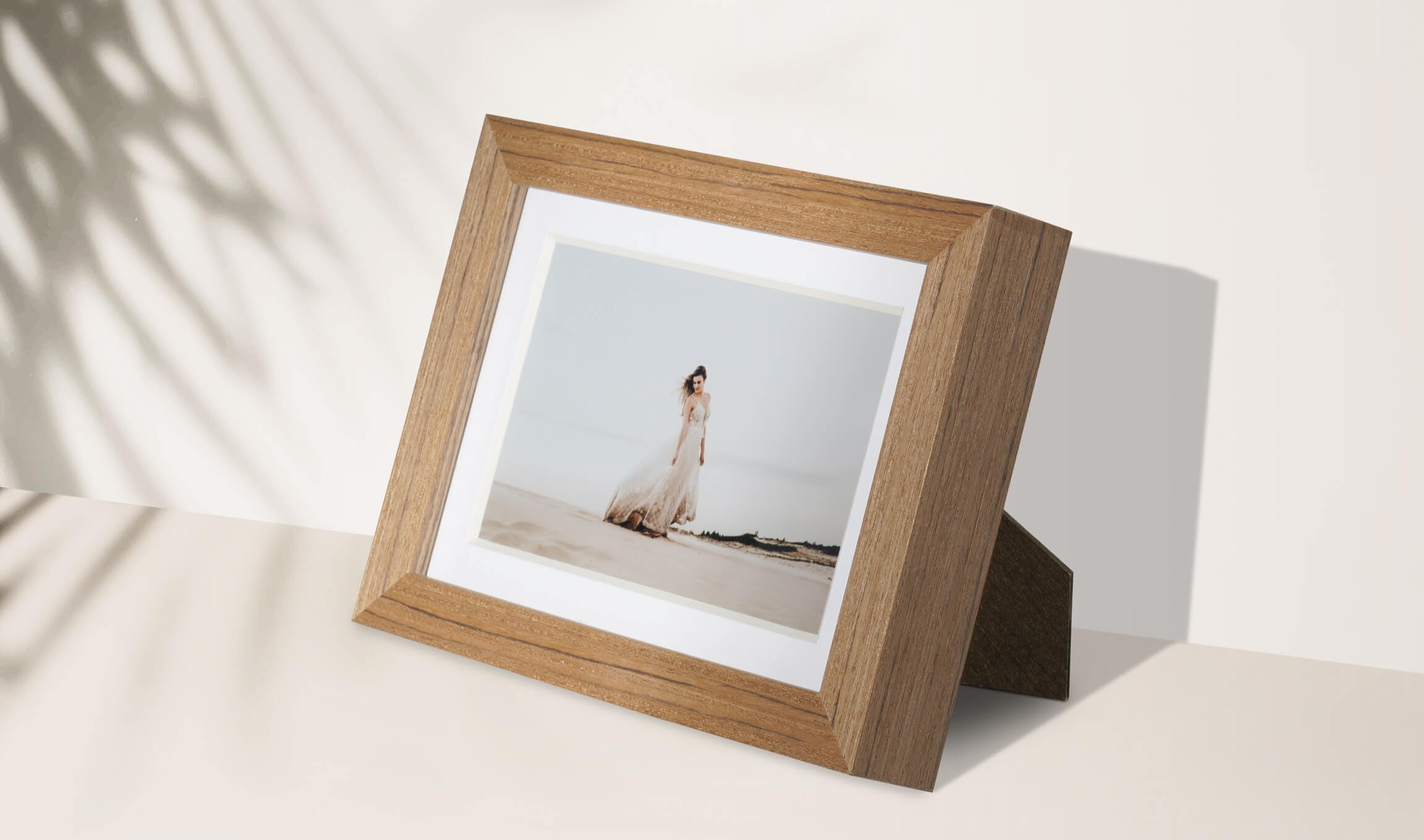 wood-frame-stand